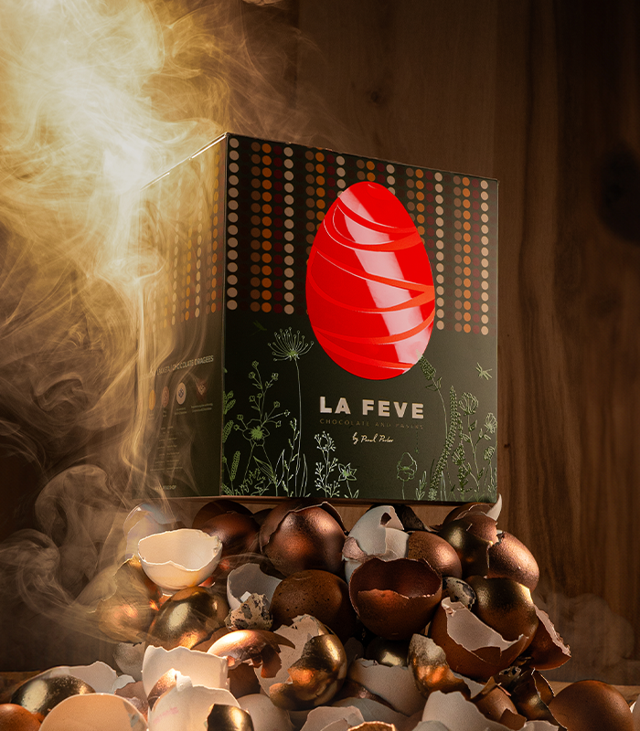 La Feve Red Fabergé with dragees