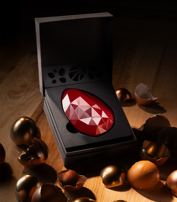 La Feve Red Fabergé with dragees