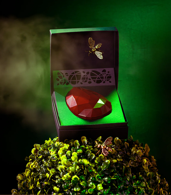 La Feve Red Fabergé with dragees