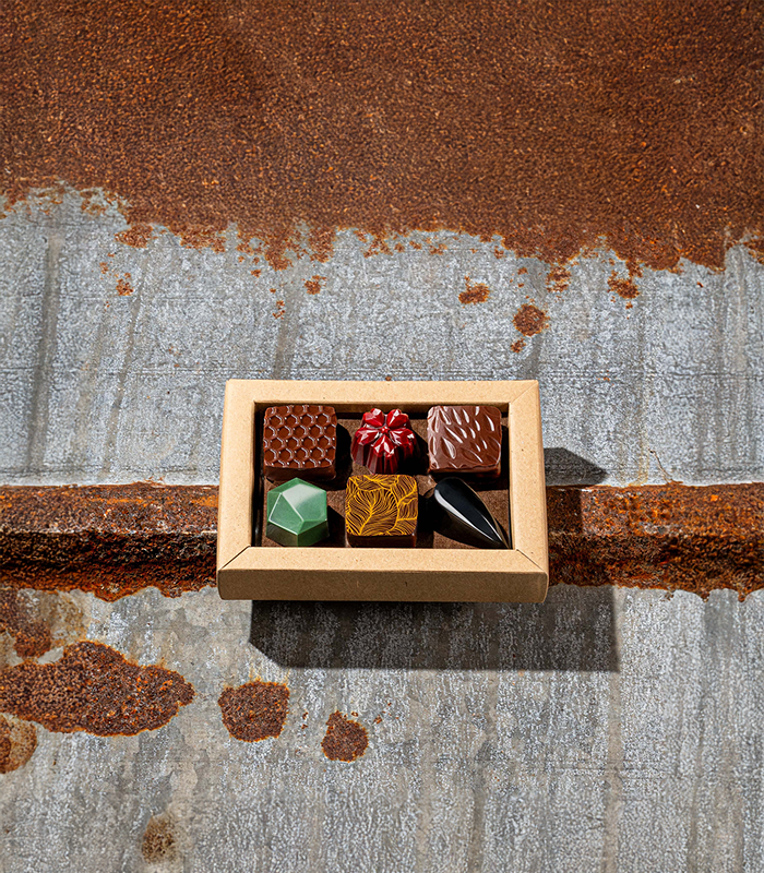 LA Feve Fist Date - 6 pcs