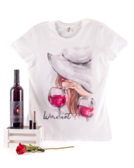 Тя е... Загадъчна